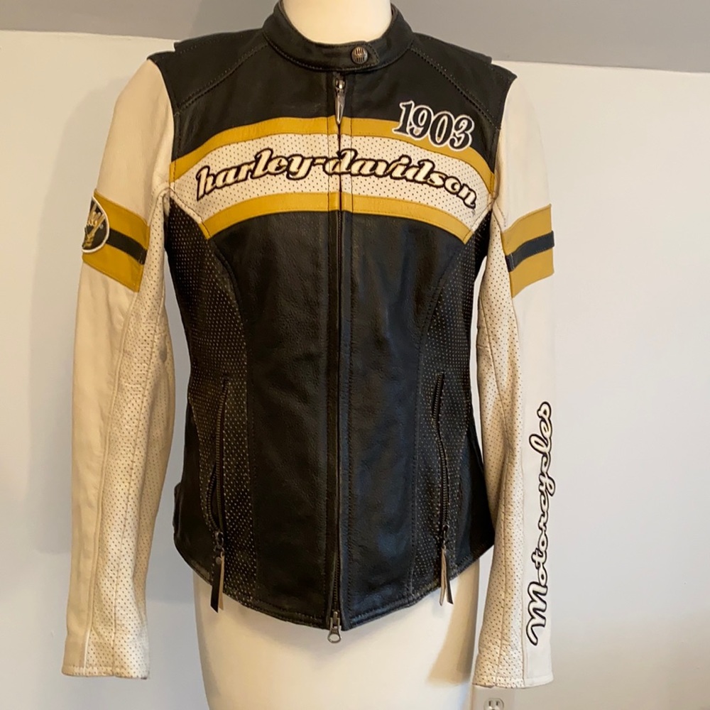 Harley-Davidson Woman’s Leather Jacket Size Small